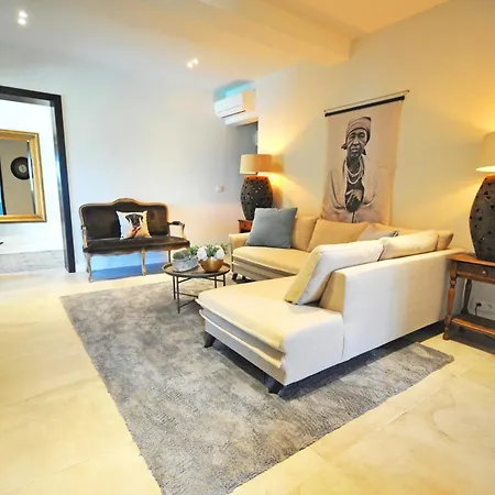 Villa Riviera Living *